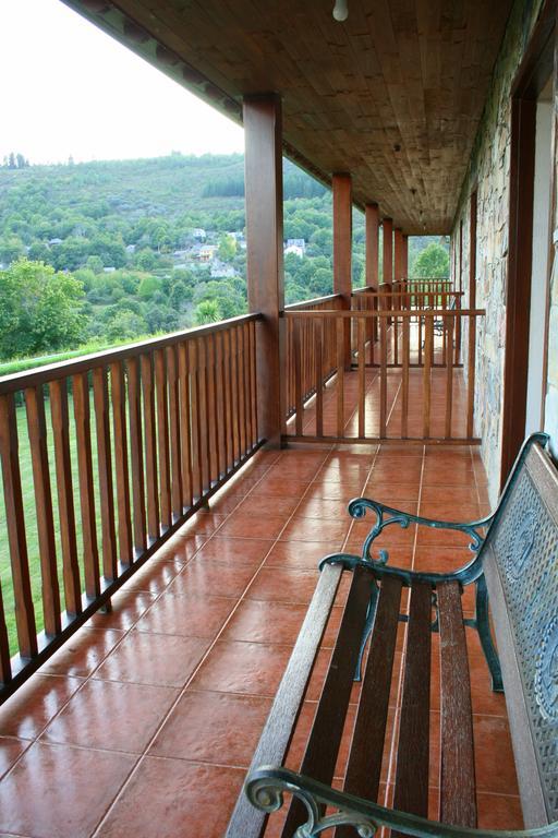 Alojamiento En Entorno Rural Los Trobos Villar de Otero Kültér fotó