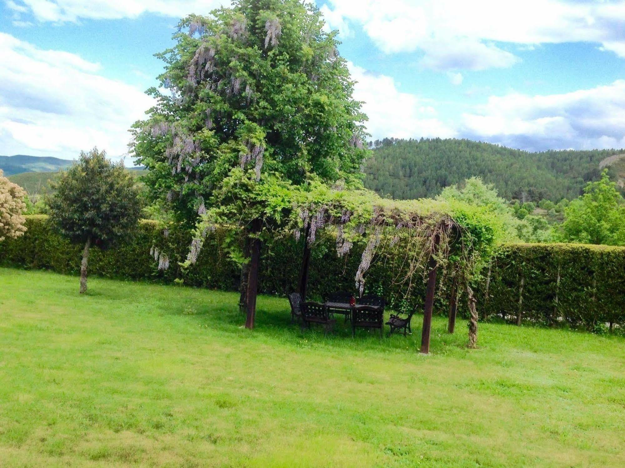 Alojamiento En Entorno Rural Los Trobos Villar de Otero Kültér fotó